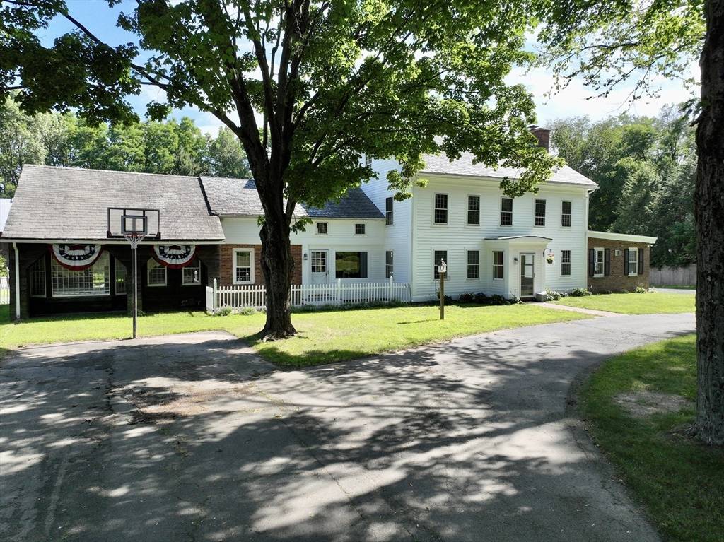 Hadley, MA 01035,5 North Lane