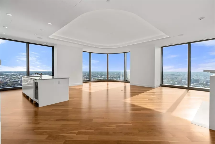 1 Dalton Street #4504, Boston, MA 02115