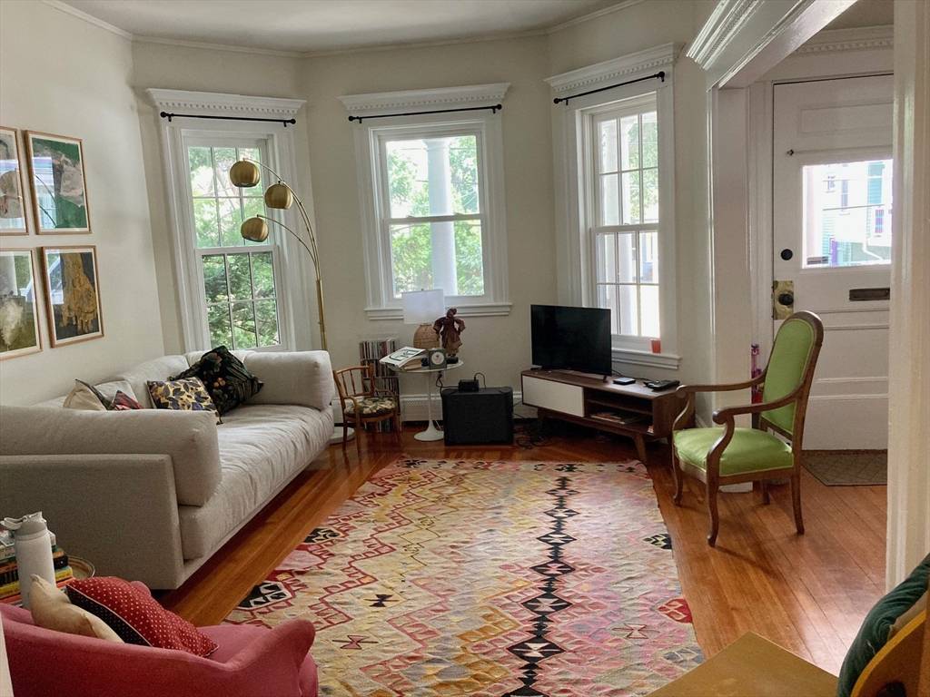 Brookline, MA 02446,22 Littell Rd #1