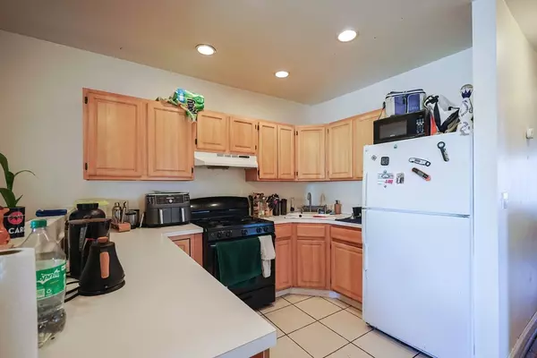 Boston, MA 02134,35 Adamson Street #2