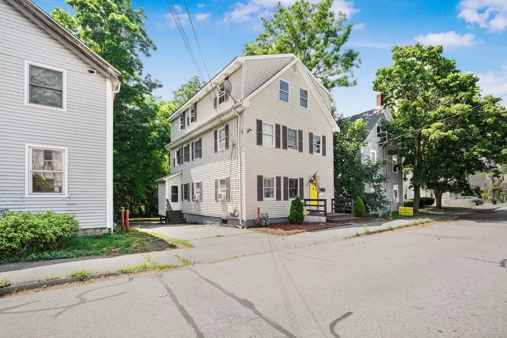 Taunton, MA 02780,42 Park St