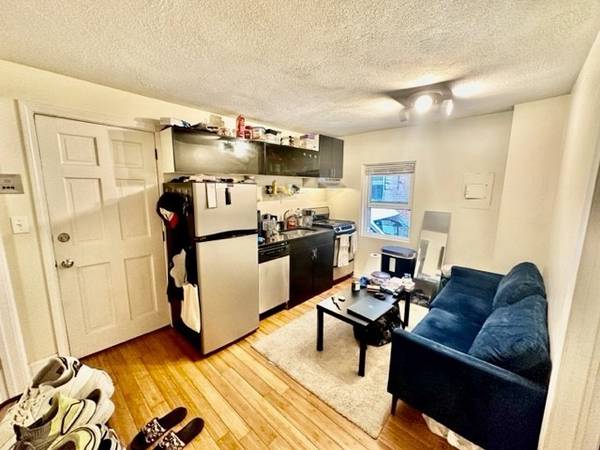 20 Bartlett Place #1, Boston, MA 02113