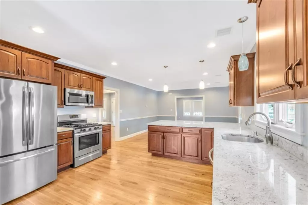 Boston, MA 02131,8 Newburg St #8