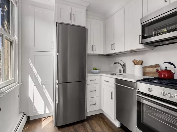 Boston, MA 02116,35 Lawrence St #4