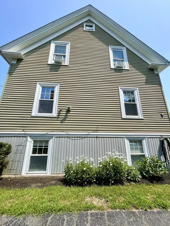 Salem, MA 01970,5 Bow Street