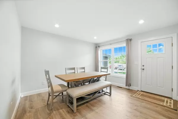 Agawam, MA 01001,2 Sabrina Way #C