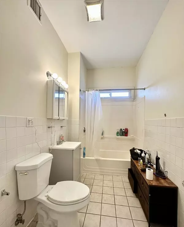 Boston, MA 02134,20 Highgate St #20