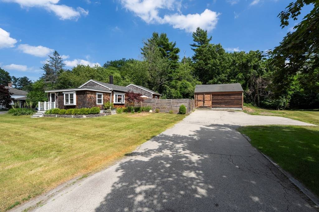 Pembroke, MA 02359,96 Forest St