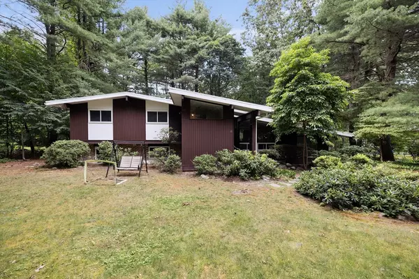 10 Partridge Road, Lexington, MA 02420