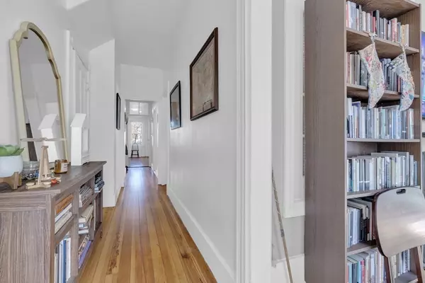 Brookline, MA 02445,201 High Street #2