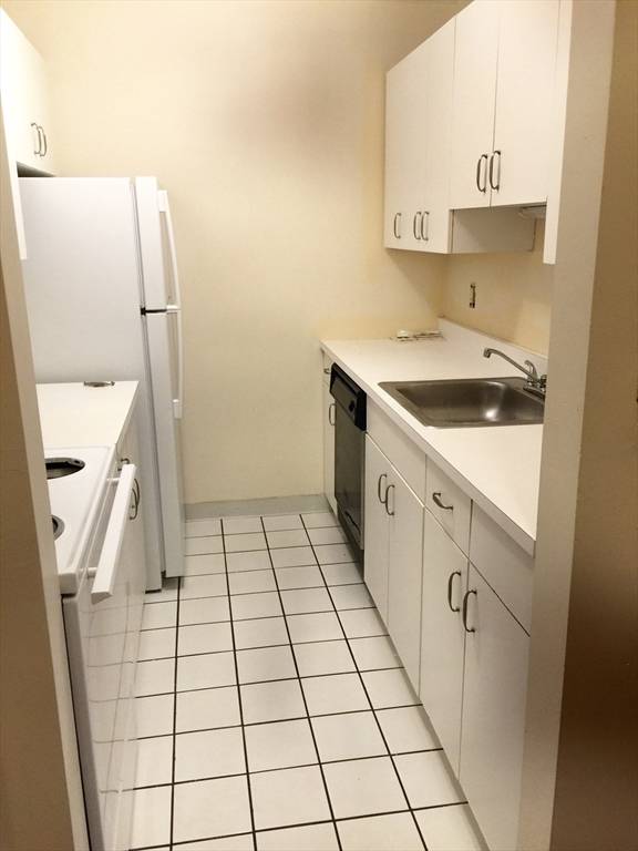 North Attleboro, MA 02760,145 Broad #20