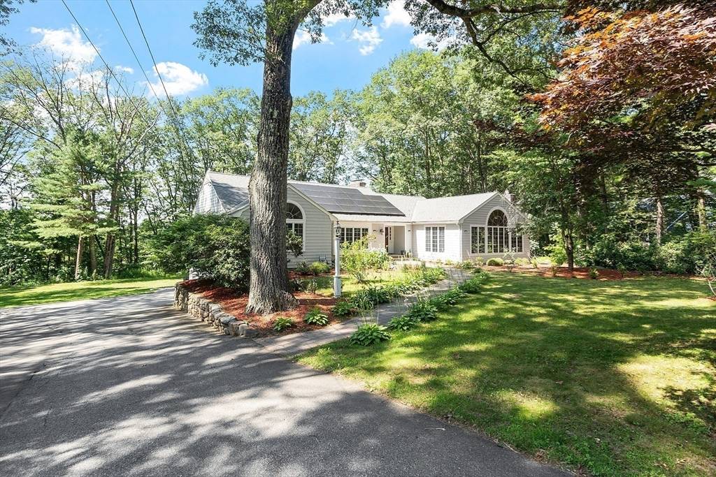Chelmsford, MA 01824,15 Overlook Drive