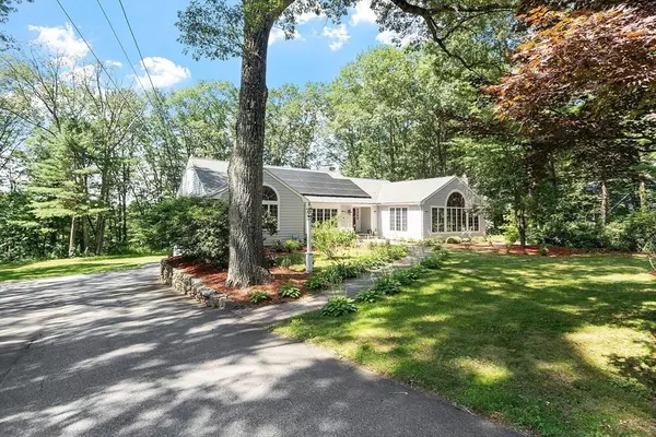 Chelmsford, MA 01824,15 Overlook Drive