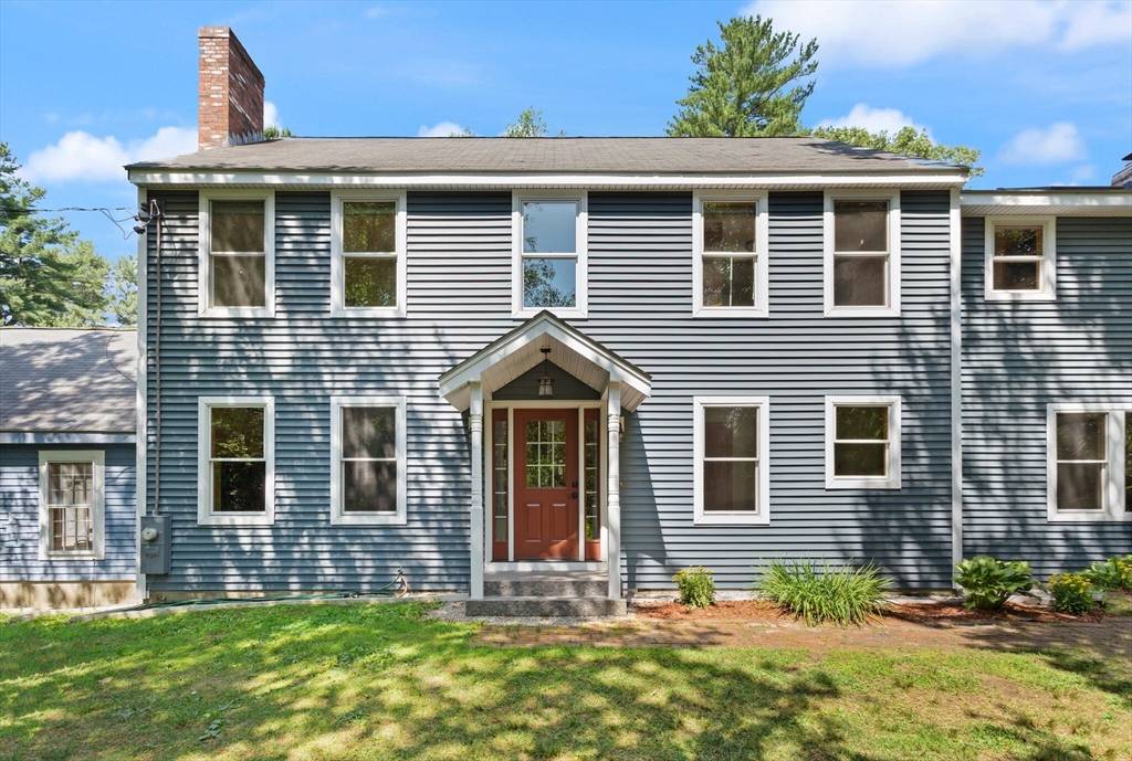 42 Granite St, Medway, MA 02053
