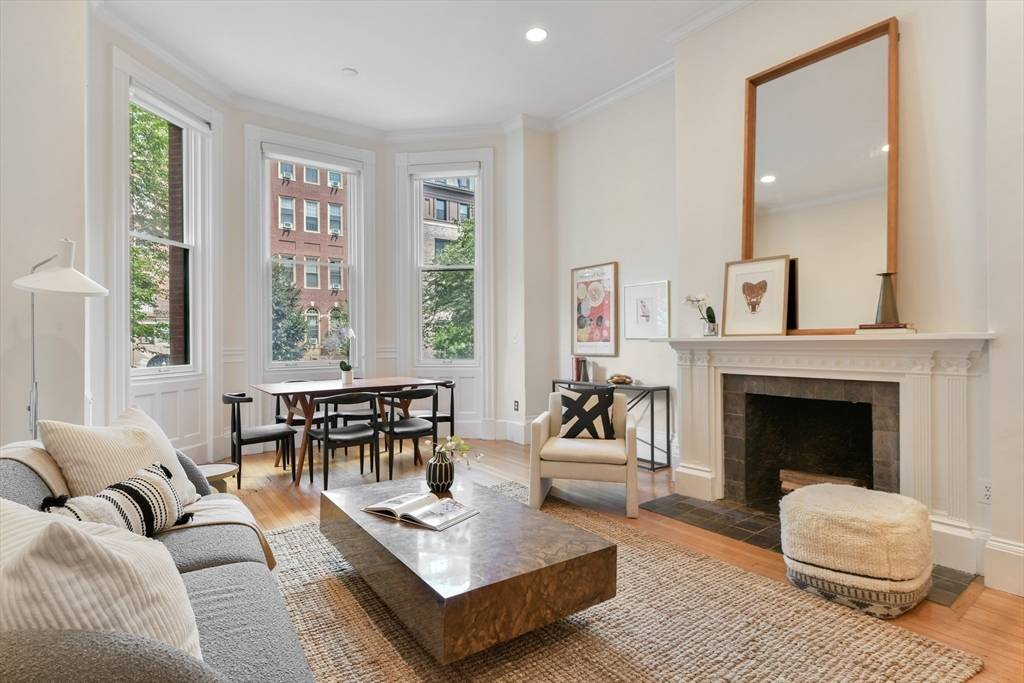 279 Beacon St #1F, Boston, MA 02116