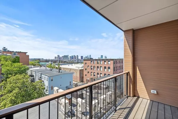 Boston, MA 02128,277 Border Street #PH502