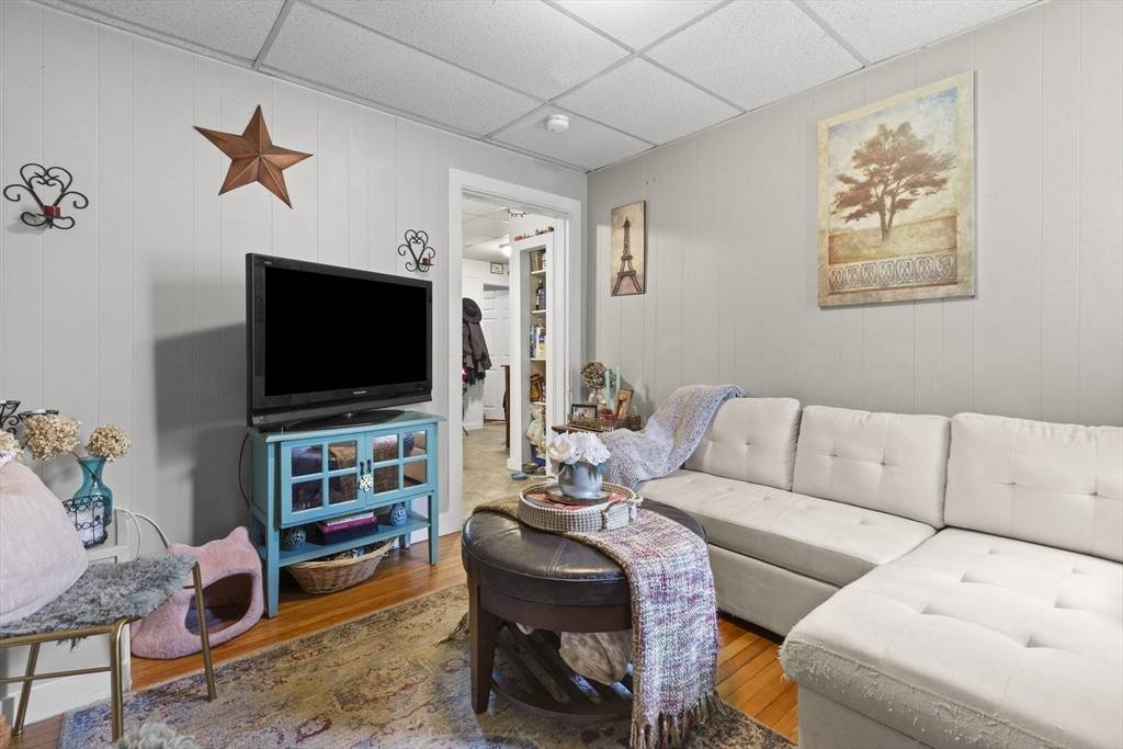 218 Middlesex Ave #2, Medford, MA 02155