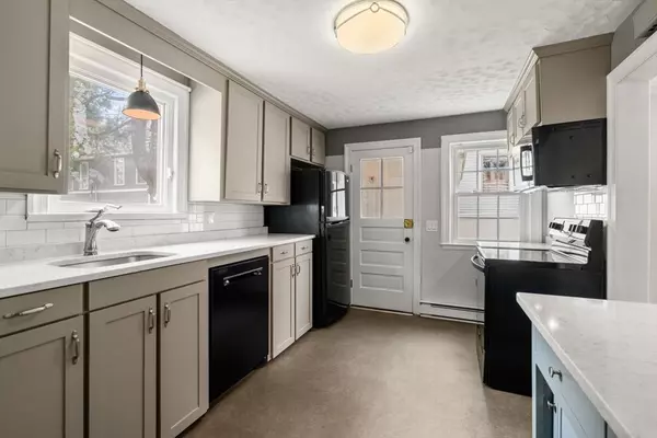 Worcester, MA 01602,86 June St