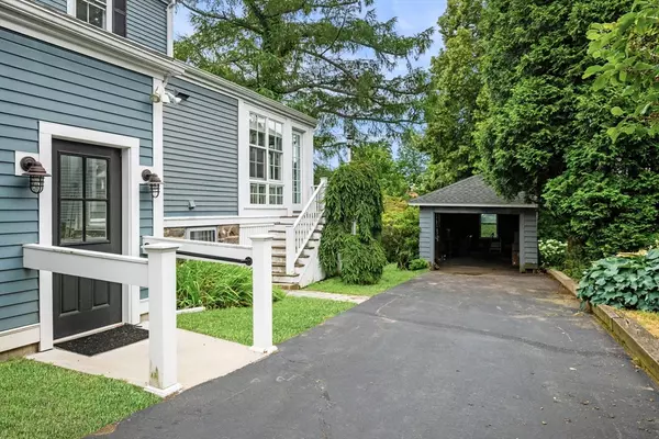 Marblehead, MA 01945,114 Elm Street