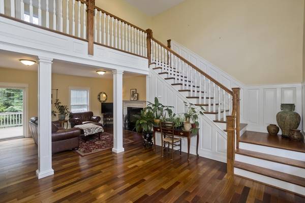 Southwick, MA 01077,25 Davis Rd