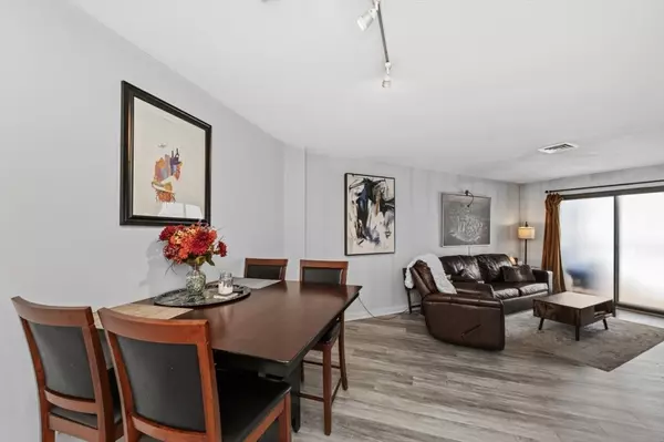 Quincy, MA 02171,90 Quincy Shore Dr #106