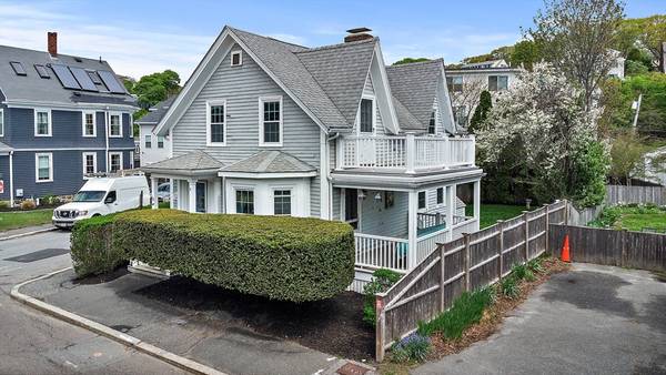 38 Puritan Rd, Swampscott, MA 01907
