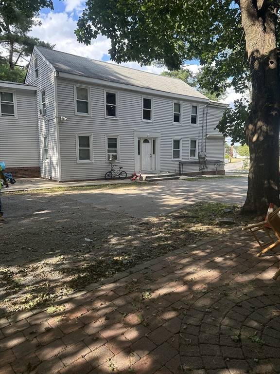 38 Priest St, Hudson, MA 01749