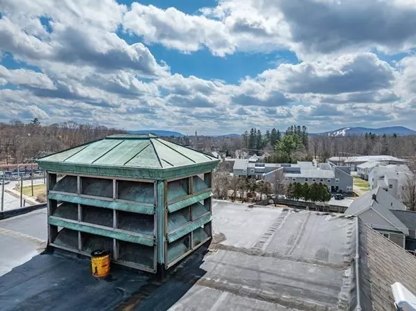 Pittsfield, MA 01201,40 Pecks Rd