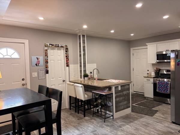 Worcester, MA 01604,179 Hamilton St