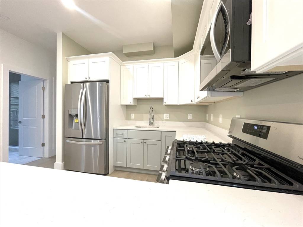 Boston, MA 02120,16 Delle Avenue #B
