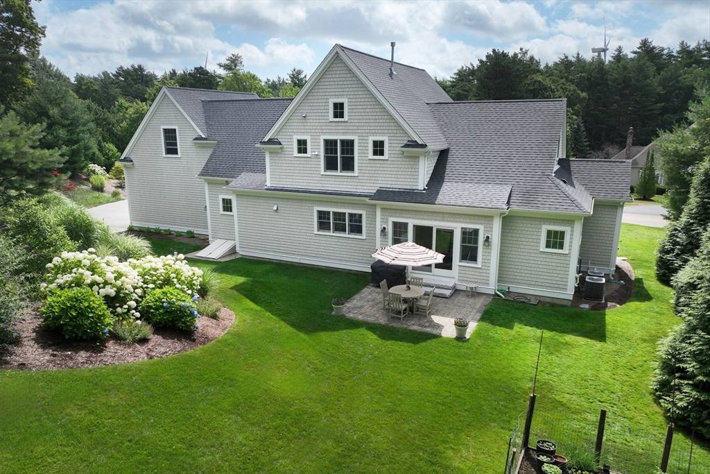 Kingston, MA 02364,246 Country Club Way