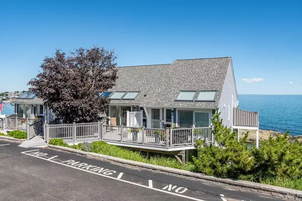 Hull, MA 02045,22 Oceanside Dr #22