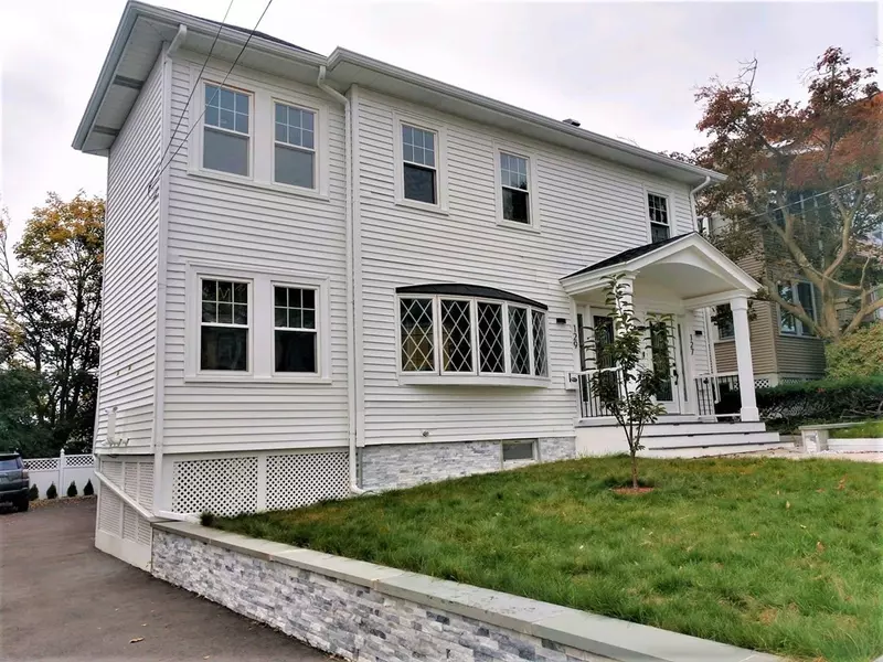 129 Spruce Street #B, Watertown, MA 02472