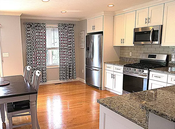 Tewksbury, MA 01876,15 Dolores Dr #15