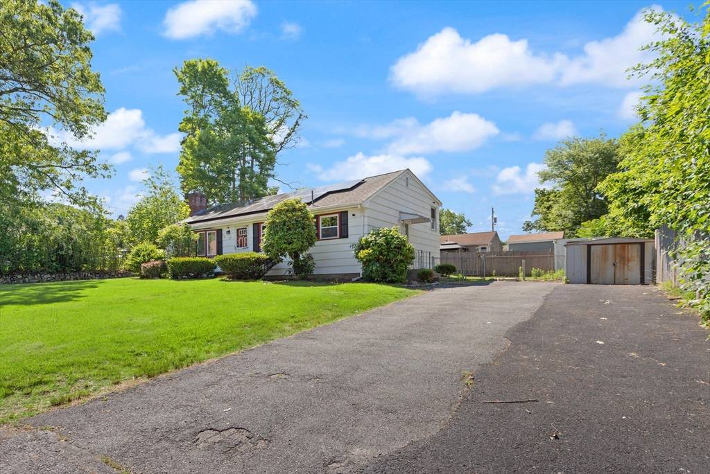 Brockton, MA 02302,65 Albert St