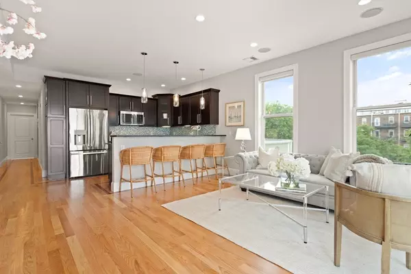 Boston, MA 02127,178 W 4th St #4A