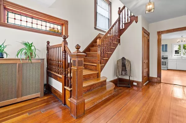 Quincy, MA 02169,27 Edison Street