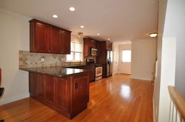 Waltham, MA 02453,144 Clark Street #1