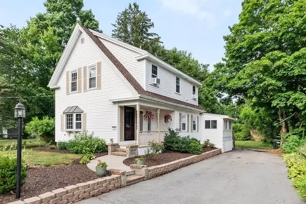 46 Charles St, West Bridgewater, MA 02379