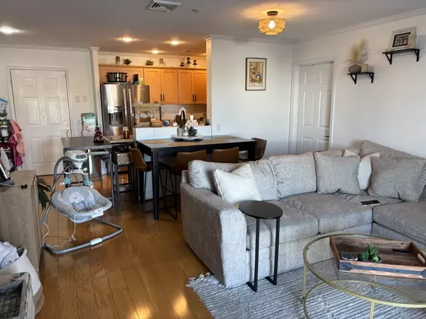 Revere, MA 02151,360 Revere Beach Blvd #217