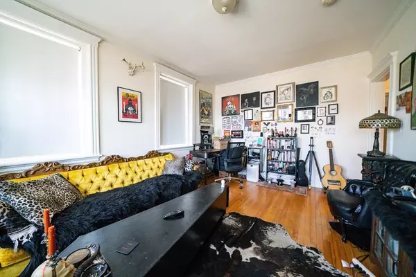 58 Selkirk #14, Boston, MA 02135