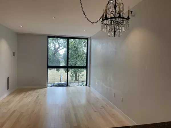 42 Eighth Street #3210, Boston, MA 02129