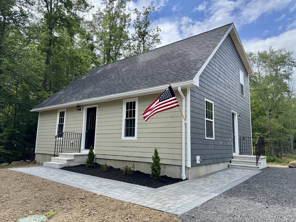 27 Popple Camp Rd, Petersham, MA 01366