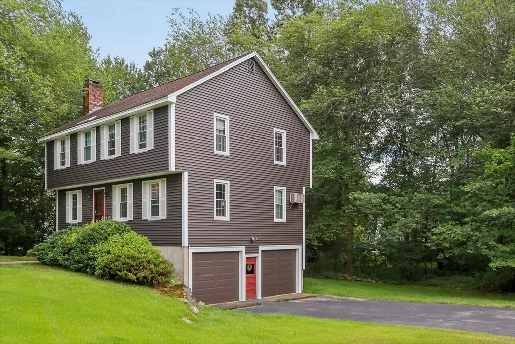 Methuen, MA 01844,5 Sycamore Rd