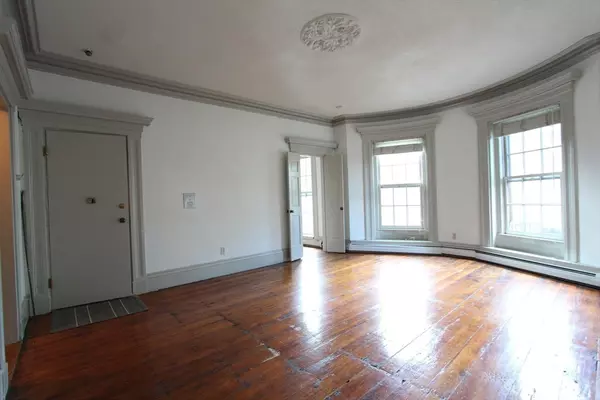 Boston, MA 02118,483 Massachusetts Ave #4