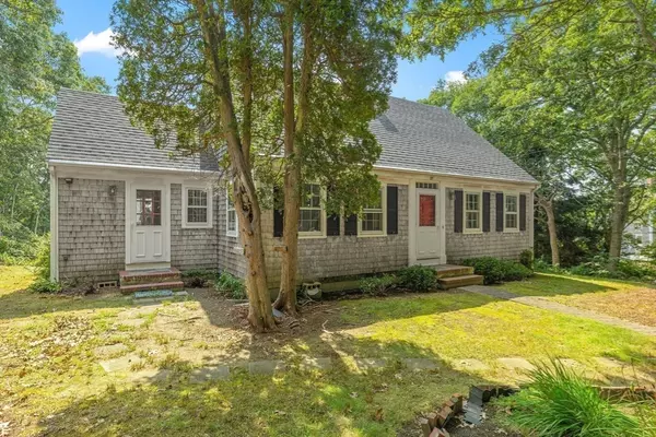 Falmouth, MA 02540,27 Upland Ave