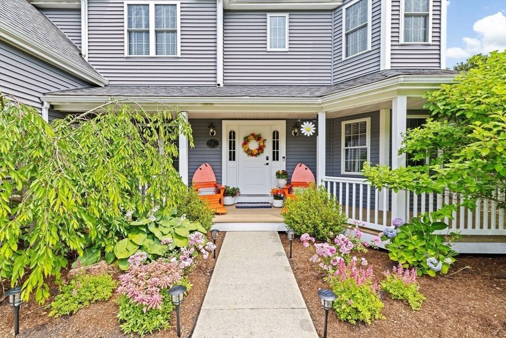 Bourne, MA 02532,5 Bosuns