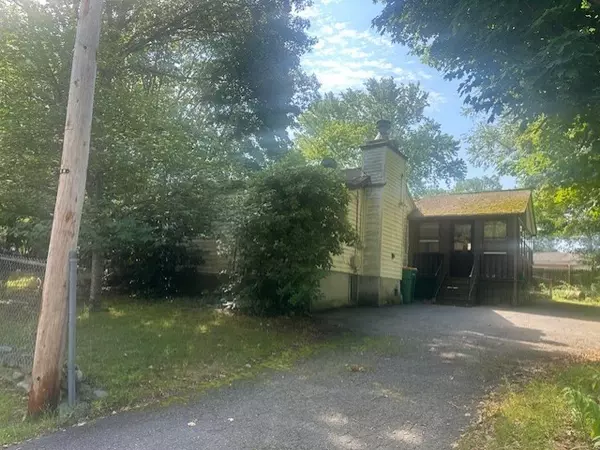 1 Gertrude Road, North Attleboro, MA 02760