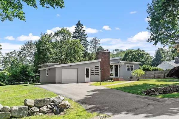 Andover, MA 01810,4 Gardner Avenue