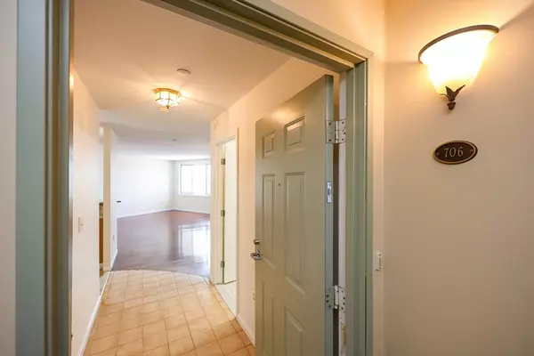 Everett, MA 02149,30 Chelsea St #706